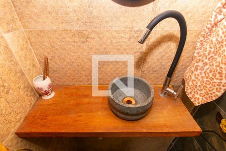 Casa à venda com 99m², 3 quartos e 2 vagasLavabo de Serviço