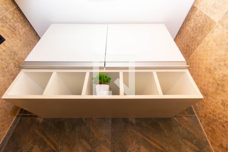 Casa à venda com 99m², 3 quartos e 2 vagasLavabo de Serviço