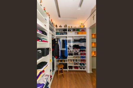 Casa à venda com 99m², 3 quartos e 2 vagasQuarto 2 - Closet