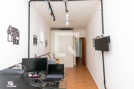 Casa à venda com 99m², 3 quartos e 2 vagasQuarto 1