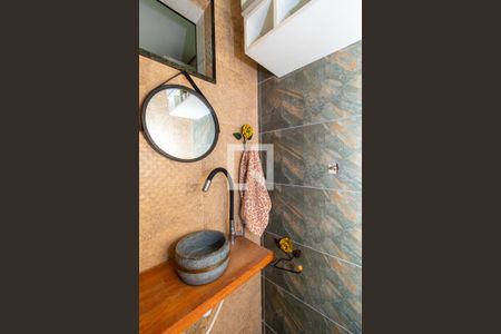 Casa à venda com 99m², 3 quartos e 2 vagasLavabo de Serviço