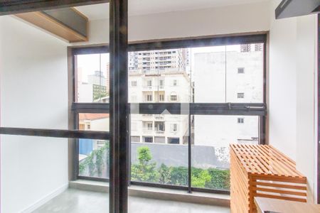Studio à venda com 25m², 1 quarto e sem vaga Studio à venda com 25m², 1 quarto e sem vagaVaranda