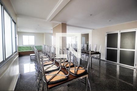 Apartamento à venda com 50m², 2 quartos e 1 vaga Apartamento à venda com 50m², 2 quartos e 1 vagaÁrea comum - Salão de festas