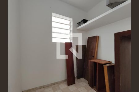 Apartamento à venda com 107m², 2 quartos e sem vagaQuarto de Serviço