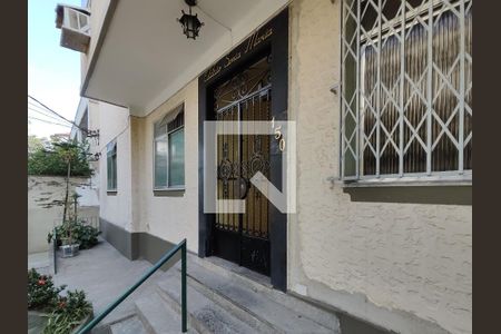 Apartamento à venda com 107m², 2 quartos e sem vagaFachada e portaria