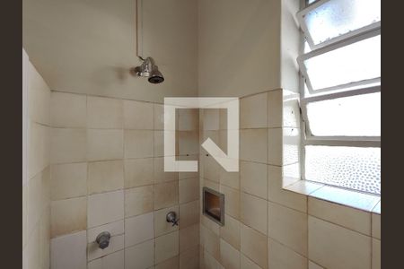 Apartamento à venda com 107m², 2 quartos e sem vagaBanheiro Corredor