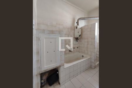 Apartamento à venda com 107m², 2 quartos e sem vagaBanheiro Corredor