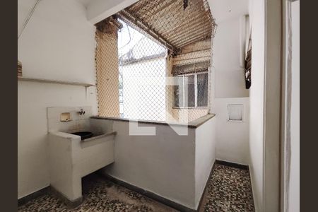 Apartamento à venda com 107m², 2 quartos e sem vagaÁrea de Serviço