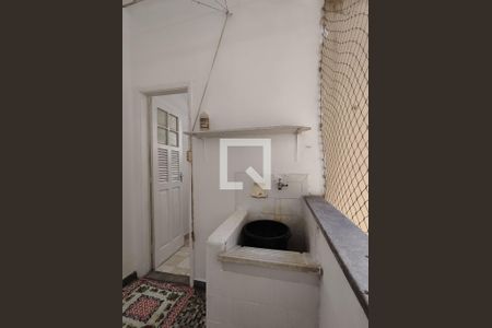 Apartamento à venda com 107m², 2 quartos e sem vagaÁrea de Serviço