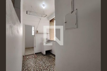 Apartamento à venda com 107m², 2 quartos e sem vagaÁrea de Serviço