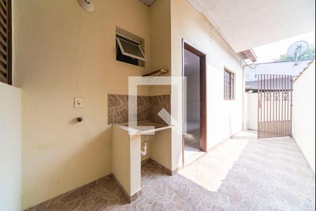 Casa para alugar com 40m², 1 quarto e 1 vagaÁrea de Serviço