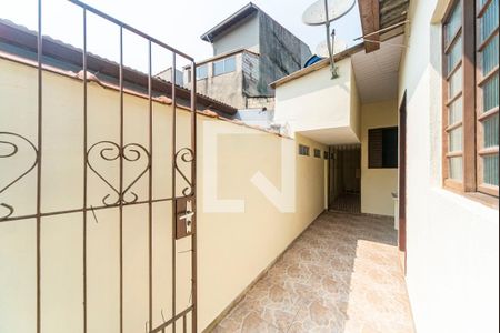 Casa para alugar com 40m², 1 quarto e 1 vagaQuintal