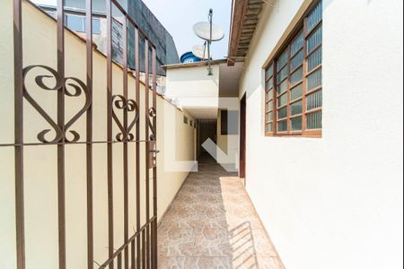 Casa para alugar com 40m², 1 quarto e 1 vagaQuintal