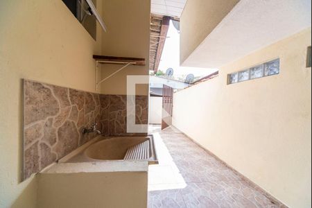 Casa para alugar com 40m², 1 quarto e 1 vagaÁrea de Serviço