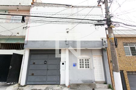 Casa à venda com 230m², 5 quartos e 3 vagasFachada