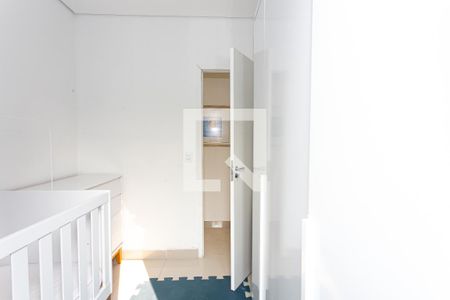 Casa à venda com 230m², 5 quartos e 3 vagasCasa 1 - Quarto 2