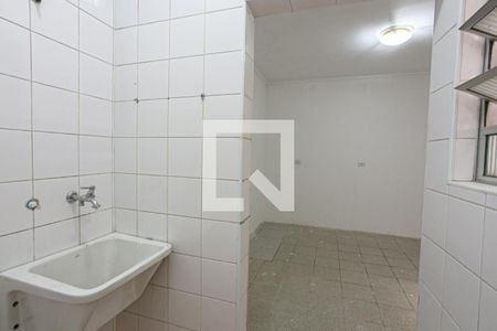 Casa à venda com 230m², 5 quartos e 3 vagasCasa 2 - Área de Serviço