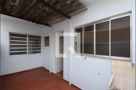 Casa à venda com 157m², 2 quartos e 4 vagas Casa à venda com 157m², 2 quartos e 4 vagasquintal e area de serviço