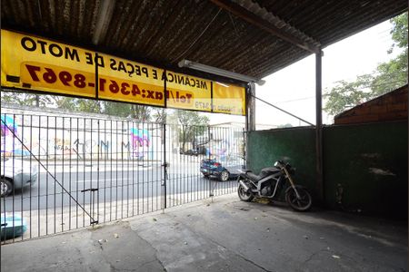 Casa à venda com 157m², 2 quartos e 4 vagas Casa à venda com 157m², 2 quartos e 4 vagasGaragem