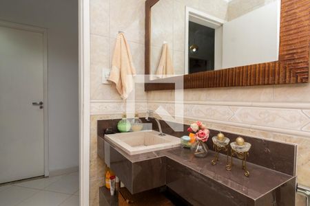 Apartamento à venda com 230m², 3 quartos e 3 vagasBanheiro Social