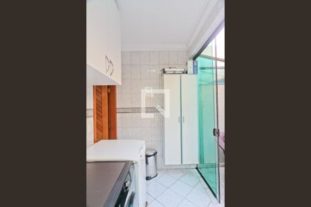 Casa à venda com 157m², 4 quartos e 4 vagas Casa à venda com 157m², 4 quartos e 4 vagasÁrea de Serviço