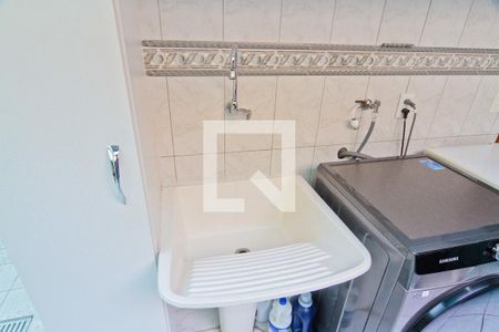 Casa à venda com 157m², 4 quartos e 4 vagas Casa à venda com 157m², 4 quartos e 4 vagasÁrea de Serviço