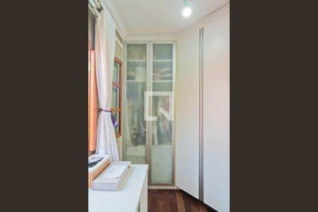 Casa à venda com 157m², 4 quartos e 4 vagas Casa à venda com 157m², 4 quartos e 4 vagasQuarto 1