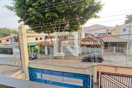 Casa à venda com 157m², 4 quartos e 4 vagas Casa à venda com 157m², 4 quartos e 4 vagasVista