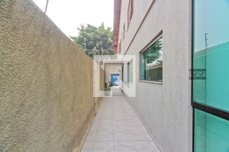 Casa à venda com 157m², 4 quartos e 4 vagas Casa à venda com 157m², 4 quartos e 4 vagasÁrea externa