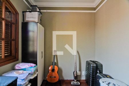 Casa à venda com 157m², 4 quartos e 4 vagas Casa à venda com 157m², 4 quartos e 4 vagasQuarto 2