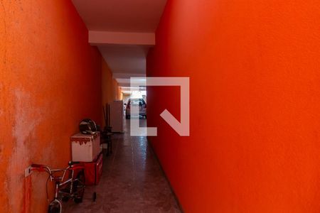 Casa à venda com 240m², 4 quartos e 4 vagas Casa à venda com 240m², 4 quartos e 4 vagasQuintal