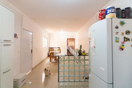 Casa à venda com 240m², 4 quartos e 4 vagas Casa à venda com 240m², 4 quartos e 4 vagasCozinha