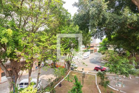 Casa à venda com 240m², 4 quartos e 4 vagas Casa à venda com 240m², 4 quartos e 4 vagasVista da Rua