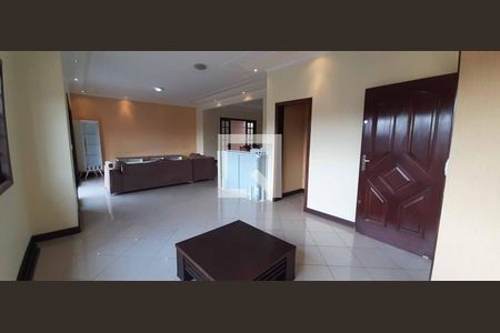 Sala de Estar de casa para alugar com 4 quartos, 360m² em City Bussocaba, Osasco