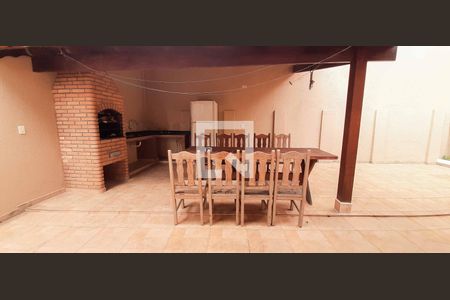 Casa à venda com 360m², 4 quartos e 5 vagasVista do Quarto 2