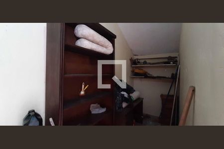 Casa à venda com 360m², 4 quartos e 5 vagasDepósito