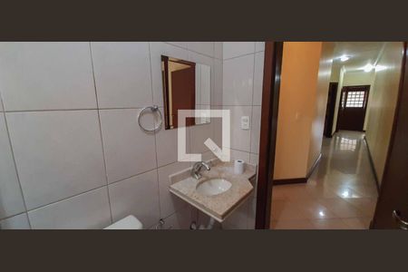 Casa à venda com 360m², 4 quartos e 5 vagasBanheiro Social