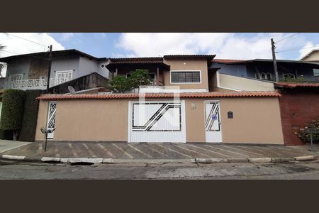 Casa à venda com 360m², 4 quartos e 5 vagasFachada da Casa externa