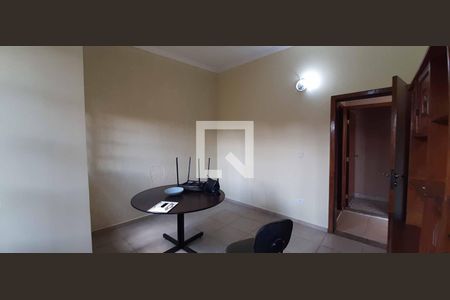 Casa à venda com 360m², 4 quartos e 5 vagasEscritório