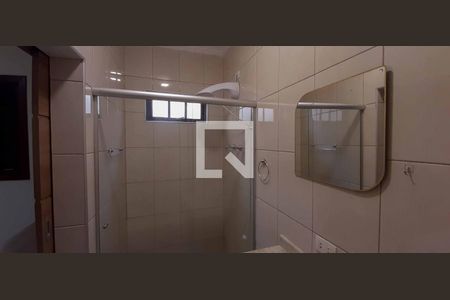 Casa à venda com 360m², 4 quartos e 5 vagasBanheiro da Suíte 2