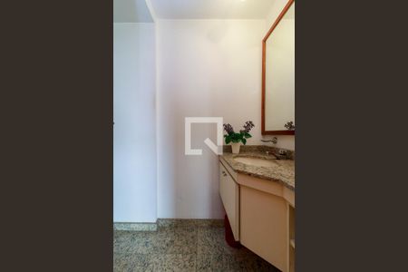 Apartamento para alugar com 120m², 3 quartos e 2 vagas Apartamento para alugar com 120m², 3 quartos e 2 vagasLavabo