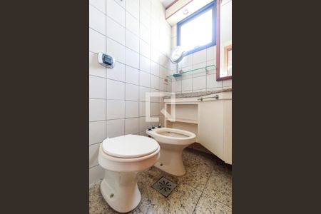 Apartamento para alugar com 120m², 3 quartos e 2 vagas Apartamento para alugar com 120m², 3 quartos e 2 vagasSuíte - Banheiro