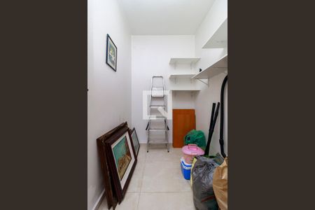Apartamento para alugar com 120m², 3 quartos e 2 vagas Apartamento para alugar com 120m², 3 quartos e 2 vagasÁrea de Serviço - Despensa