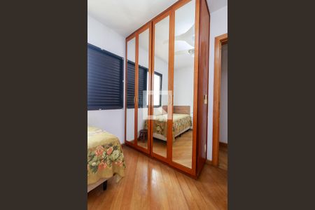 Apartamento para alugar com 120m², 3 quartos e 2 vagas Apartamento para alugar com 120m², 3 quartos e 2 vagasQuarto 2