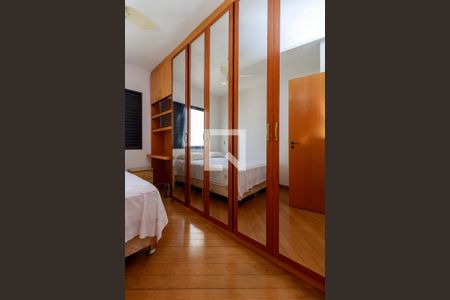 Apartamento para alugar com 120m², 3 quartos e 2 vagas Apartamento para alugar com 120m², 3 quartos e 2 vagasQuarto 3