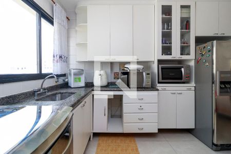 Apartamento para alugar com 120m², 3 quartos e 2 vagas Apartamento para alugar com 120m², 3 quartos e 2 vagasCozinha