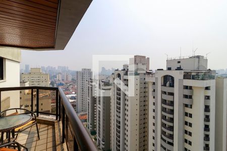 Apartamento para alugar com 120m², 3 quartos e 2 vagas Apartamento para alugar com 120m², 3 quartos e 2 vagasSala - Vista