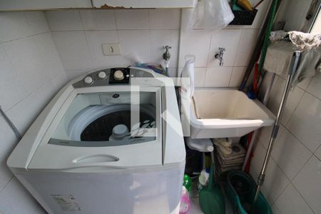 Apartamento à venda com 77m², 3 quartos e 2 vagasÁrea de Serviço