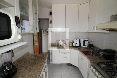 Apartamento à venda com 77m², 3 quartos e 2 vagasCozinha