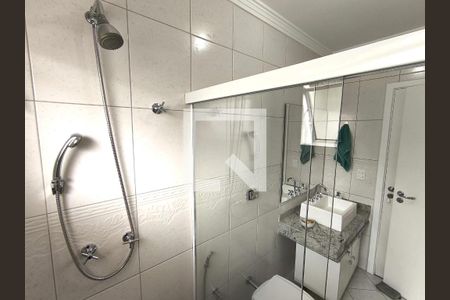 Casa de condomínio à venda com 452m², 3 quartos e 4 vagas Casa de condomínio à venda com 452m², 3 quartos e 4 vagasSuíte 3